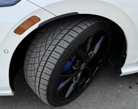 Белый Фольксваген Гольф, объемом двигателя 2 л и пробегом 3 тыс. км за 47000 $, фото 4 на Automoto.ua