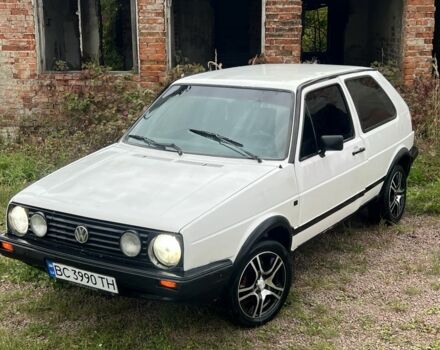 Белый Фольксваген Гольф, объемом двигателя 1.3 л и пробегом 333 тыс. км за 780 $, фото 3 на Automoto.ua