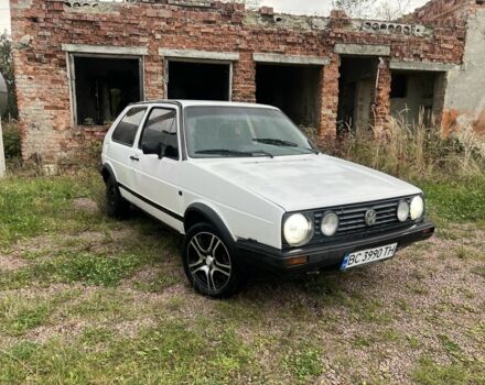 Белый Фольксваген Гольф, объемом двигателя 1.3 л и пробегом 333 тыс. км за 780 $, фото 5 на Automoto.ua