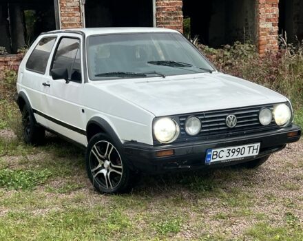 Белый Фольксваген Гольф, объемом двигателя 1.3 л и пробегом 333 тыс. км за 780 $, фото 6 на Automoto.ua