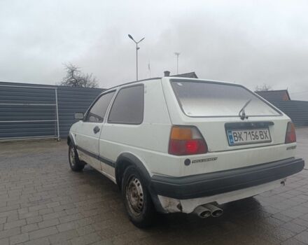 Білий Фольксваген Гольф, об'ємом двигуна 1.3 л та пробігом 280 тис. км за 950 $, фото 3 на Automoto.ua