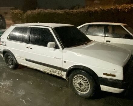 Белый Фольксваген Гольф, объемом двигателя 1.3 л и пробегом 3 тыс. км за 615 $, фото 3 на Automoto.ua