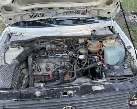 Білий Фольксваген Гольф, об'ємом двигуна 1.8 л та пробігом 250 тис. км за 1350 $, фото 6 на Automoto.ua