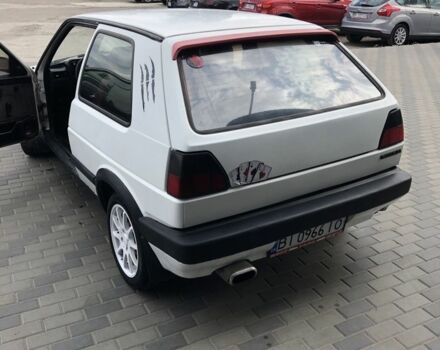 Білий Фольксваген Гольф, об'ємом двигуна 1.6 л та пробігом 500 тис. км за 1600 $, фото 6 на Automoto.ua