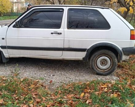 Белый Фольксваген Гольф, объемом двигателя 1 л и пробегом 250 тыс. км за 500 $, фото 2 на Automoto.ua