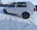 Белый Фольксваген Гольф, объемом двигателя 9 л и пробегом 270 тыс. км за 1750 $, фото 1 на Automoto.ua