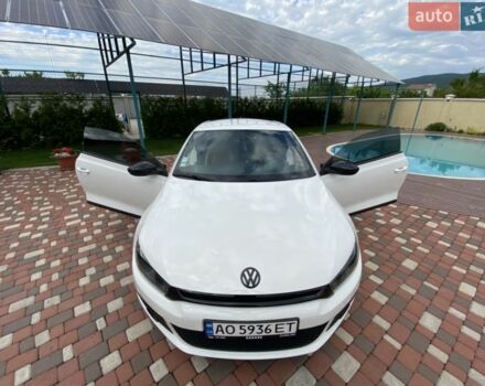Белый Фольксваген Гольф, объемом двигателя 1.4 л и пробегом 235 тыс. км за 8900 $, фото 5 на Automoto.ua