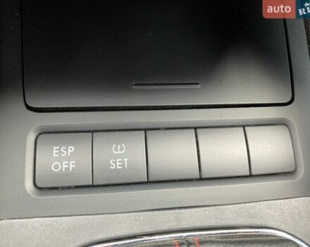 Белый Фольксваген Гольф, объемом двигателя 1.4 л и пробегом 235 тыс. км за 8900 $, фото 17 на Automoto.ua