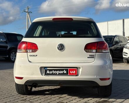 Белый Фольксваген Гольф, объемом двигателя 1.6 л и пробегом 243 тыс. км за 8590 $, фото 5 на Automoto.ua