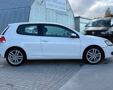 Белый Фольксваген Гольф, объемом двигателя 1.6 л и пробегом 243 тыс. км за 8590 $, фото 12 на Automoto.ua