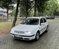 Белый Фольксваген Гольф, объемом двигателя 1.9 л и пробегом 200 тыс. км за 2150 $, фото 1 на Automoto.ua