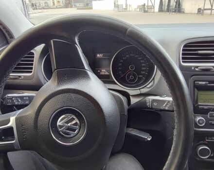 Фольксваген Гольф 2011 в Черновцах на Automoto.ua Белый Фольксваген Гольф, объемом двигателя 1.2 л и пробегом 230 тыс. км за 7581 $, фото 4 на Automoto.ua