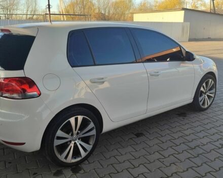 Фольксваген Гольф 2011 в Черновцах на Automoto.ua Белый Фольксваген Гольф, объемом двигателя 1.2 л и пробегом 230 тыс. км за 7581 $, фото 2 на Automoto.ua