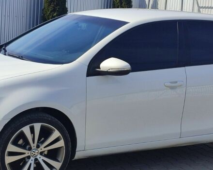 Фольксваген Гольф 2011 в Черновцах на Automoto.ua Белый Фольксваген Гольф, объемом двигателя 1.2 л и пробегом 230 тыс. км за 7581 $, фото 11 на Automoto.ua