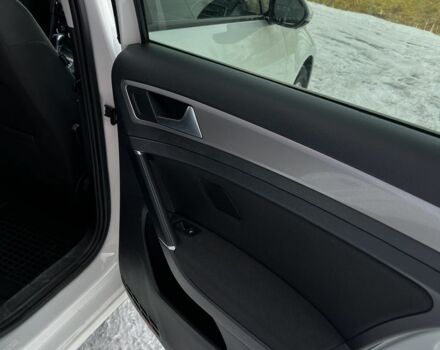 Білий Фольксваген Гольф, об'ємом двигуна 0 л та пробігом 130 тис. км за 6999 $, фото 23 на Automoto.ua