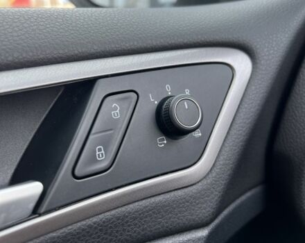 Білий Фольксваген Гольф, об'ємом двигуна 0 л та пробігом 130 тис. км за 6999 $, фото 12 на Automoto.ua