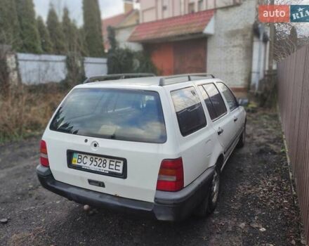 Білий Фольксваген Гольф, об'ємом двигуна 1.78 л та пробігом 200 тис. км за 1550 $, фото 6 на Automoto.ua