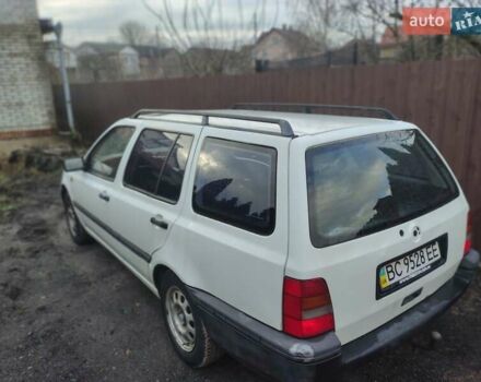 Белый Фольксваген Гольф, объемом двигателя 1.78 л и пробегом 200 тыс. км за 1450 $, фото 6 на Automoto.ua