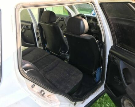 Белый Фольксваген Гольф, объемом двигателя 1.4 л и пробегом 240 тыс. км за 1200 $, фото 5 на Automoto.ua