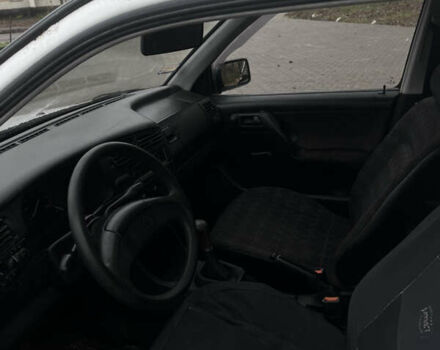 Белый Фольксваген Гольф, объемом двигателя 1.39 л и пробегом 130 тыс. км за 1450 $, фото 7 на Automoto.ua