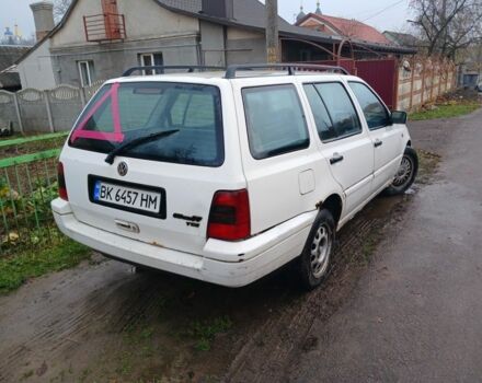 Белый Фольксваген Гольф, объемом двигателя 1.9 л и пробегом 267 тыс. км за 800 $, фото 3 на Automoto.ua