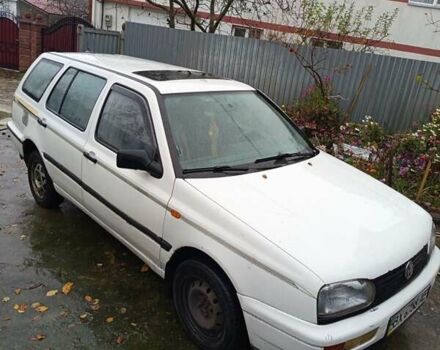 Белый Фольксваген Гольф, объемом двигателя 1.78 л и пробегом 390 тыс. км за 2400 $, фото 3 на Automoto.ua