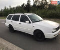 Білий Фольксваген Гольф, об'ємом двигуна 1.8 л та пробігом 300 тис. км за 1300 $, фото 5 на Automoto.ua