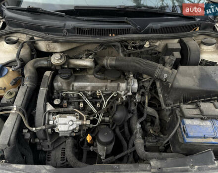 Білий Фольксваген Гольф, об'ємом двигуна 1.9 л та пробігом 400 тис. км за 3300 $, фото 40 на Automoto.ua