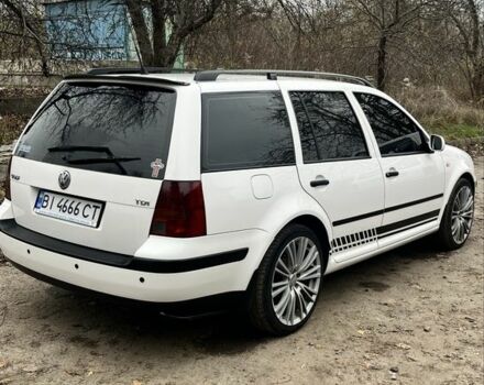 Белый Фольксваген Гольф, объемом двигателя 1.9 л и пробегом 330 тыс. км за 5800 $, фото 3 на Automoto.ua