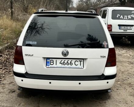 Белый Фольксваген Гольф, объемом двигателя 1.9 л и пробегом 330 тыс. км за 5800 $, фото 4 на Automoto.ua