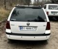 Белый Фольксваген Гольф, объемом двигателя 1.9 л и пробегом 330 тыс. км за 5800 $, фото 4 на Automoto.ua
