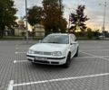 Белый Фольксваген Гольф, объемом двигателя 1.6 л и пробегом 176 тыс. км за 3700 $, фото 1 на Automoto.ua
