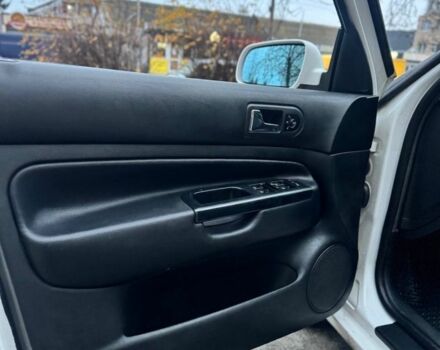 Білий Фольксваген Гольф, об'ємом двигуна 1.9 л та пробігом 280 тис. км за 4500 $, фото 2 на Automoto.ua