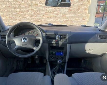 Білий Фольксваген Гольф, об'ємом двигуна 1.6 л та пробігом 176 тис. км за 2650 $, фото 3 на Automoto.ua