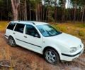 Белый Фольксваген Гольф, объемом двигателя 1.9 л и пробегом 250 тыс. км за 3600 $, фото 1 на Automoto.ua