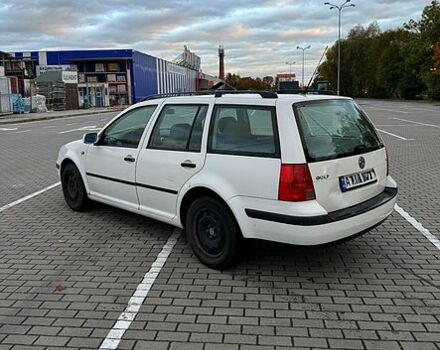 Белый Фольксваген Гольф, объемом двигателя 1.6 л и пробегом 176 тыс. км за 2700 $, фото 3 на Automoto.ua