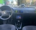 Белый Фольксваген Гольф, объемом двигателя 1.6 л и пробегом 283 тыс. км за 3862 $, фото 6 на Automoto.ua