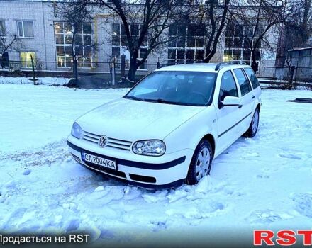 Білий Фольксваген Гольф, об'ємом двигуна 1.6 л та пробігом 263 тис. км за 4500 $, фото 1 на Automoto.ua