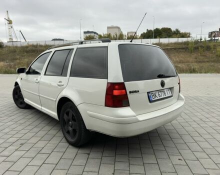 Фольксваген Гольф 2000 в Хмельницком на Automoto.ua Белый Фольксваген Гольф, объемом двигателя 1.9 л и пробегом 315 тыс. км за 3350 $, фото 1 на Automoto.ua