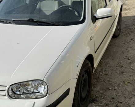 Белый Фольксваген Гольф, объемом двигателя 1.6 л и пробегом 176 тыс. км за 2650 $, фото 5 на Automoto.ua