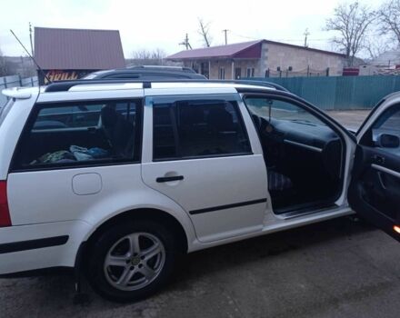 Білий Фольксваген Гольф, об'ємом двигуна 1.9 л та пробігом 200 тис. км за 3600 $, фото 3 на Automoto.ua