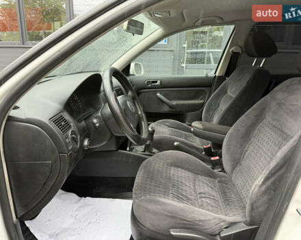 Білий Фольксваген Гольф, об'ємом двигуна 1.9 л та пробігом 344 тис. км за 4850 $, фото 12 на Automoto.ua