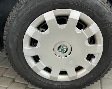 Білий Фольксваген Гольф, об'ємом двигуна 1.6 л та пробігом 175 тис. км за 3850 $, фото 19 на Automoto.ua