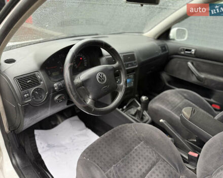 Білий Фольксваген Гольф, об'ємом двигуна 1.9 л та пробігом 344 тис. км за 4850 $, фото 13 на Automoto.ua