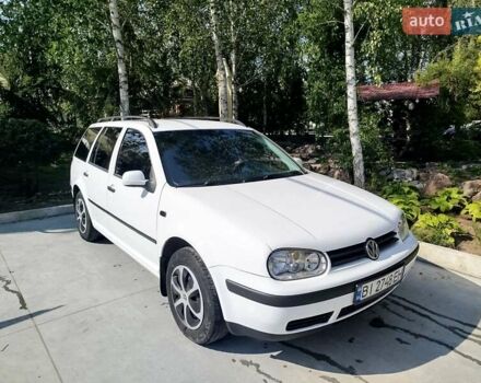 Белый Фольксваген Гольф, объемом двигателя 1.9 л и пробегом 430 тыс. км за 5400 $, фото 1 на Automoto.ua