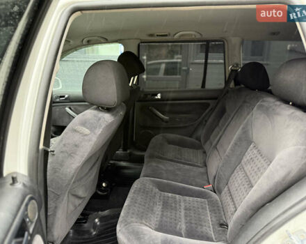 Білий Фольксваген Гольф, об'ємом двигуна 1.9 л та пробігом 344 тис. км за 4850 $, фото 15 на Automoto.ua