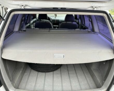 Білий Фольксваген Гольф, об'ємом двигуна 1.6 л та пробігом 175 тис. км за 3850 $, фото 16 на Automoto.ua