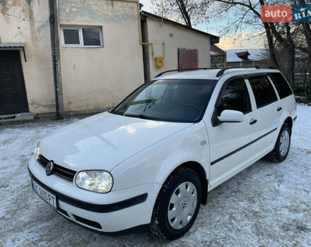 Белый Фольксваген Гольф, объемом двигателя 1.6 л и пробегом 284 тыс. км за 3600 $, фото 25 на Automoto.ua