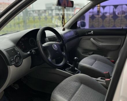 Білий Фольксваген Гольф, об'ємом двигуна 1.6 л та пробігом 175 тис. км за 3850 $, фото 12 на Automoto.ua