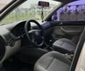 Білий Фольксваген Гольф, об'ємом двигуна 1.6 л та пробігом 175 тис. км за 3850 $, фото 12 на Automoto.ua